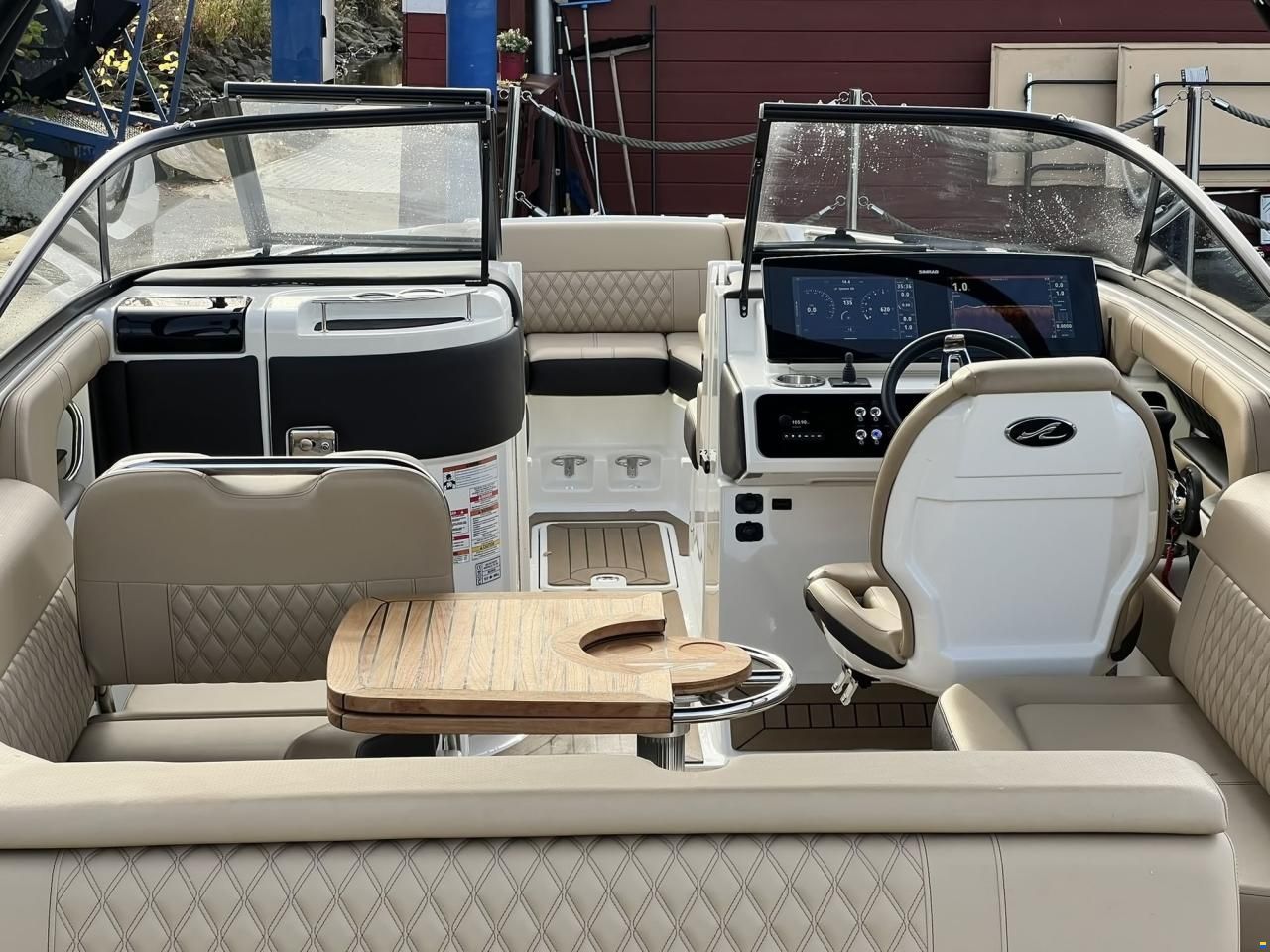 Sea Ray 250 SLX Europe