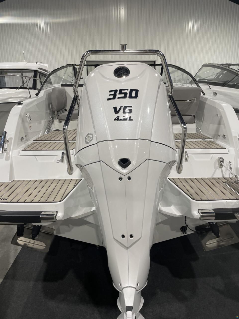 Yamarin 80 DC