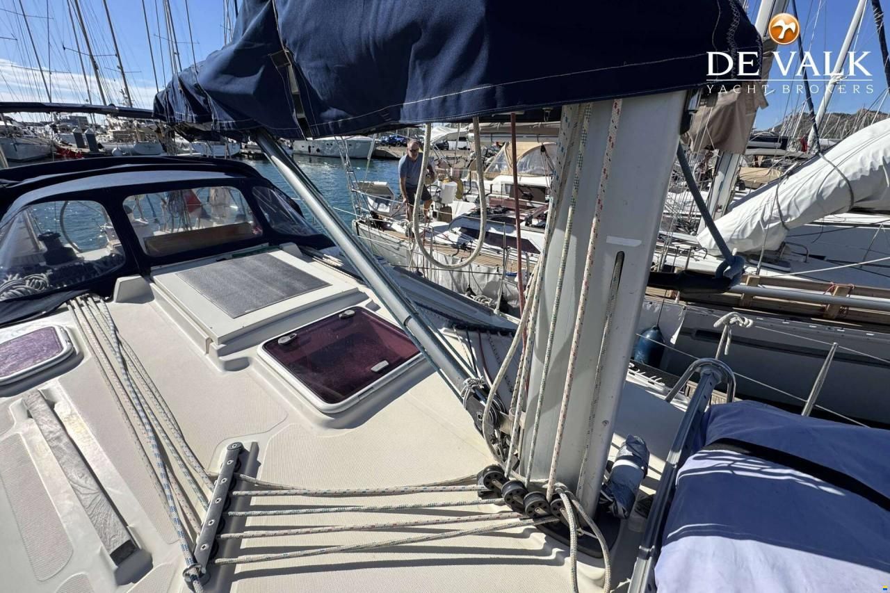 Hanse 371