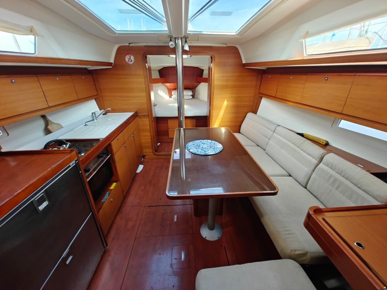 Dufour 382