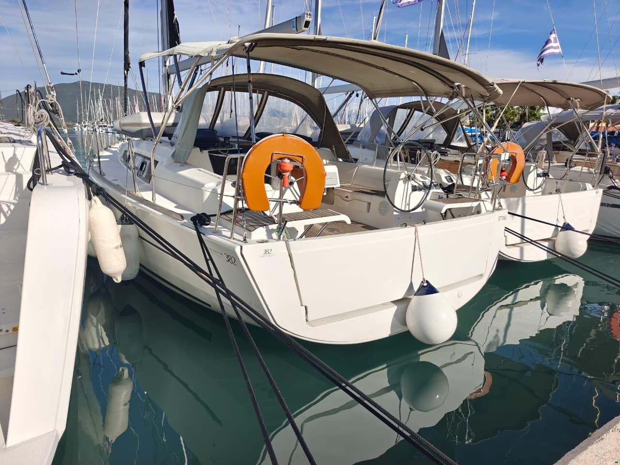 Dufour 382