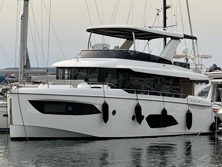 Absolute Navetta 52