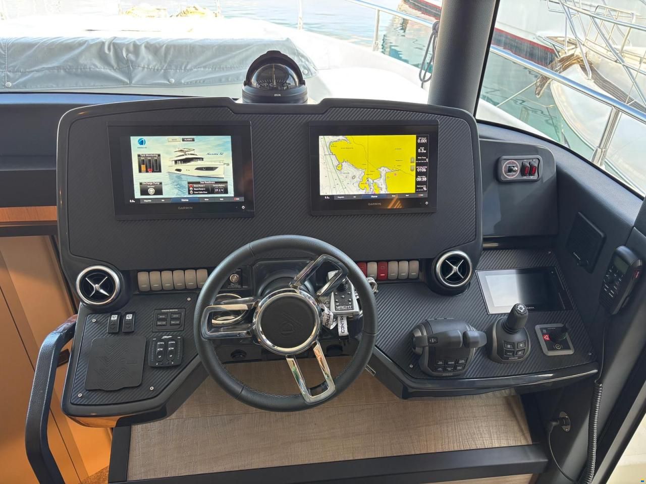 Absolute Navetta 52