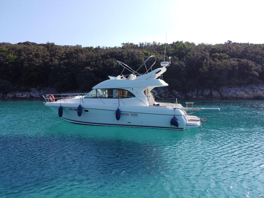 Jeanneau Prestige 36 Fly
