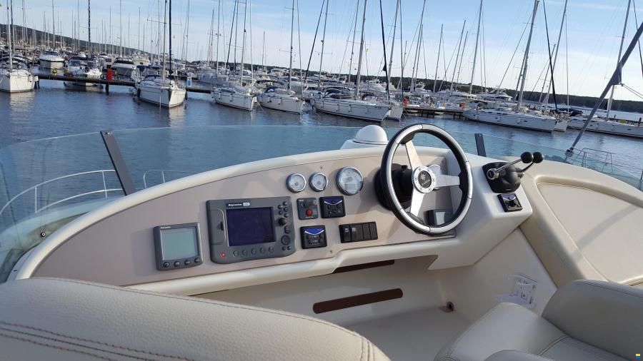 Jeanneau Prestige 36 Fly