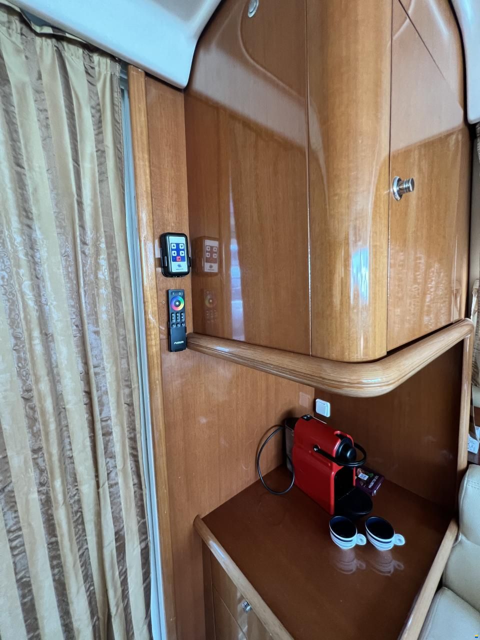 Jeanneau Prestige 36 Fly