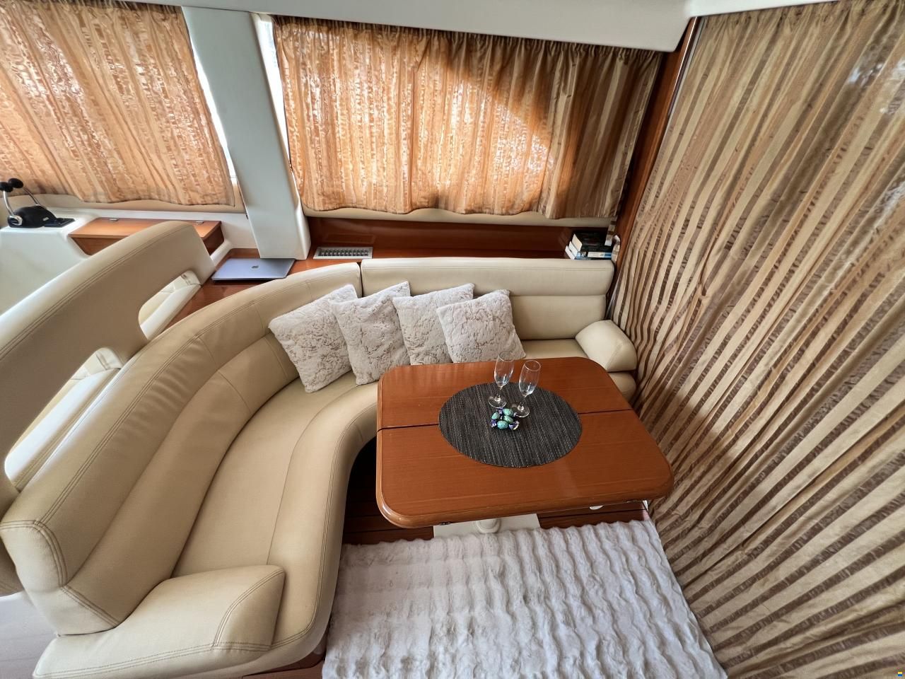 Jeanneau Prestige 36 Fly