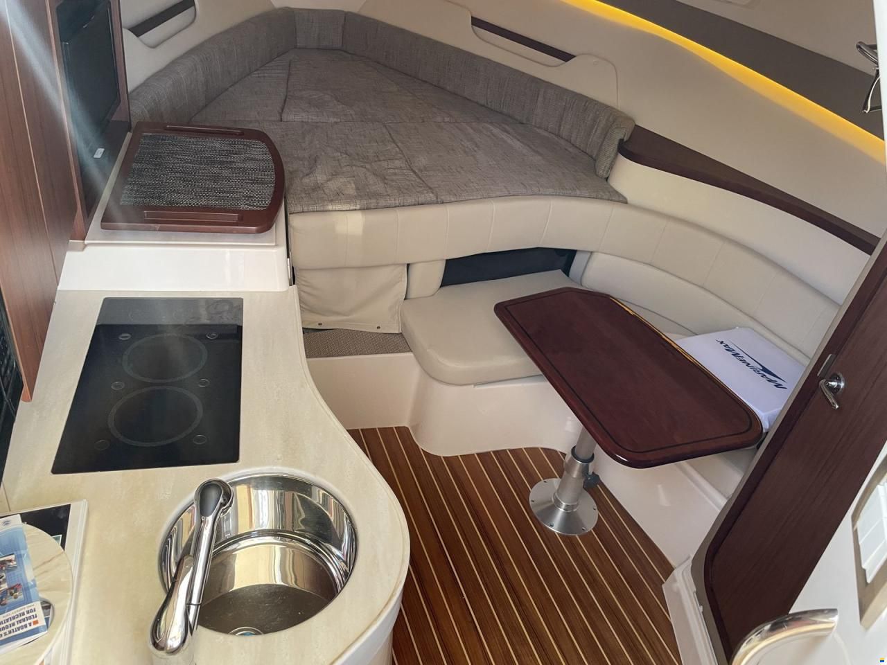 Grady-White Boats 330 Express