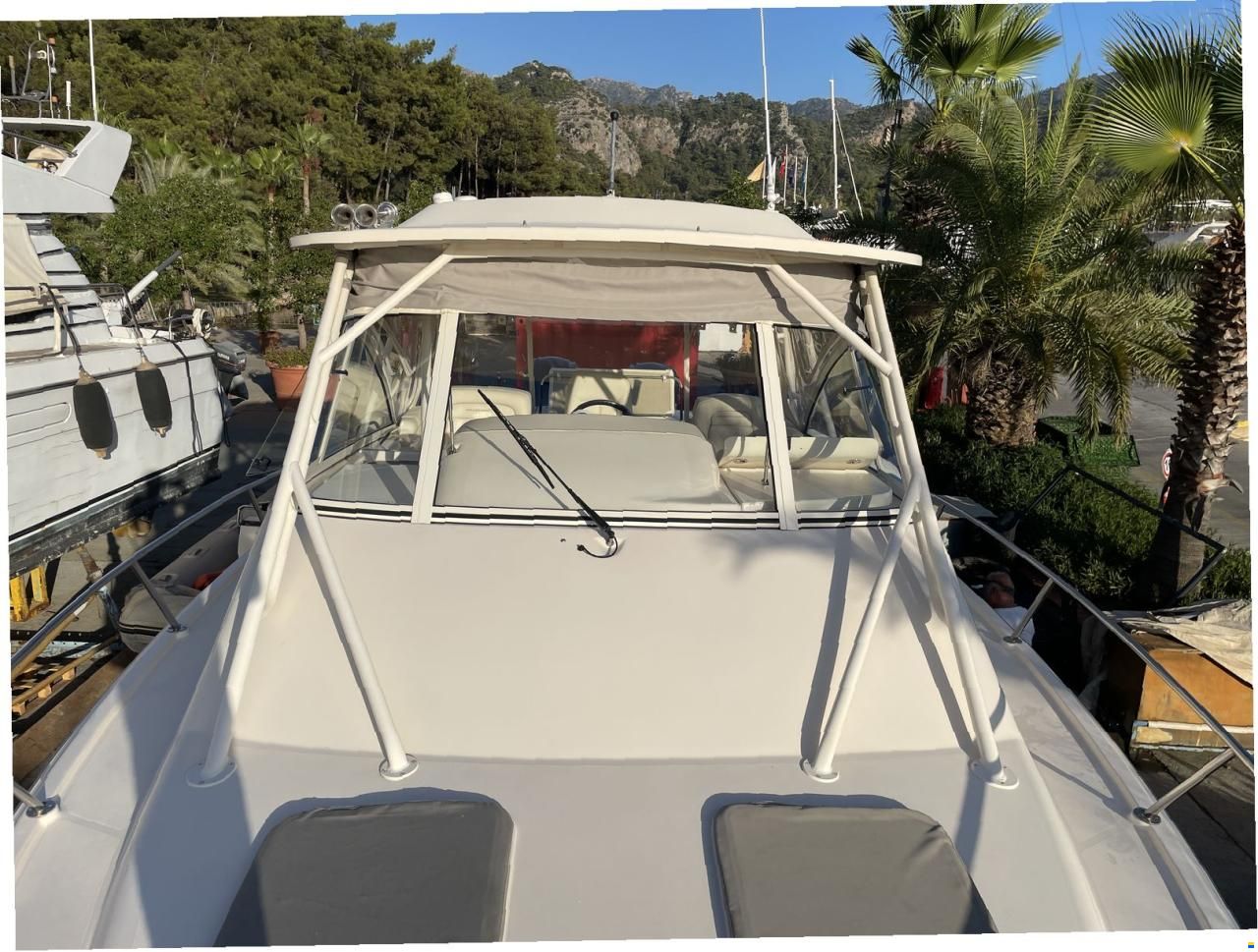 Grady-White Boats 330 Express