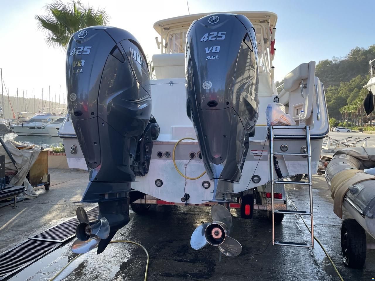 Grady-White Boats 330 Express