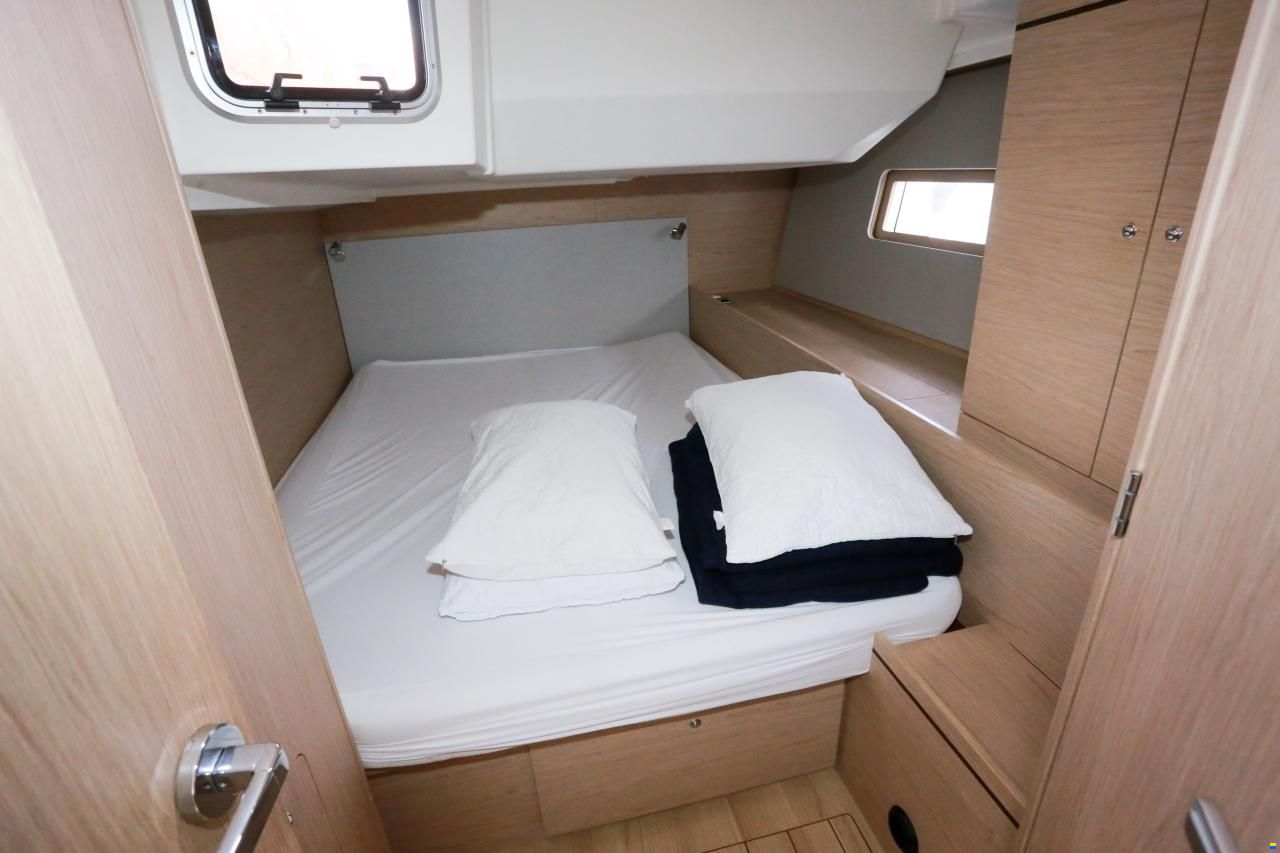 Beneteau Oceanis 51.1