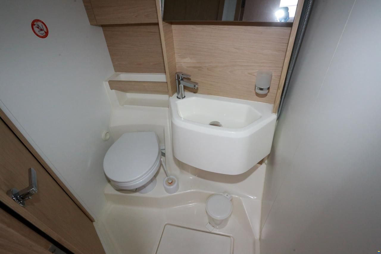 Beneteau Oceanis 51.1