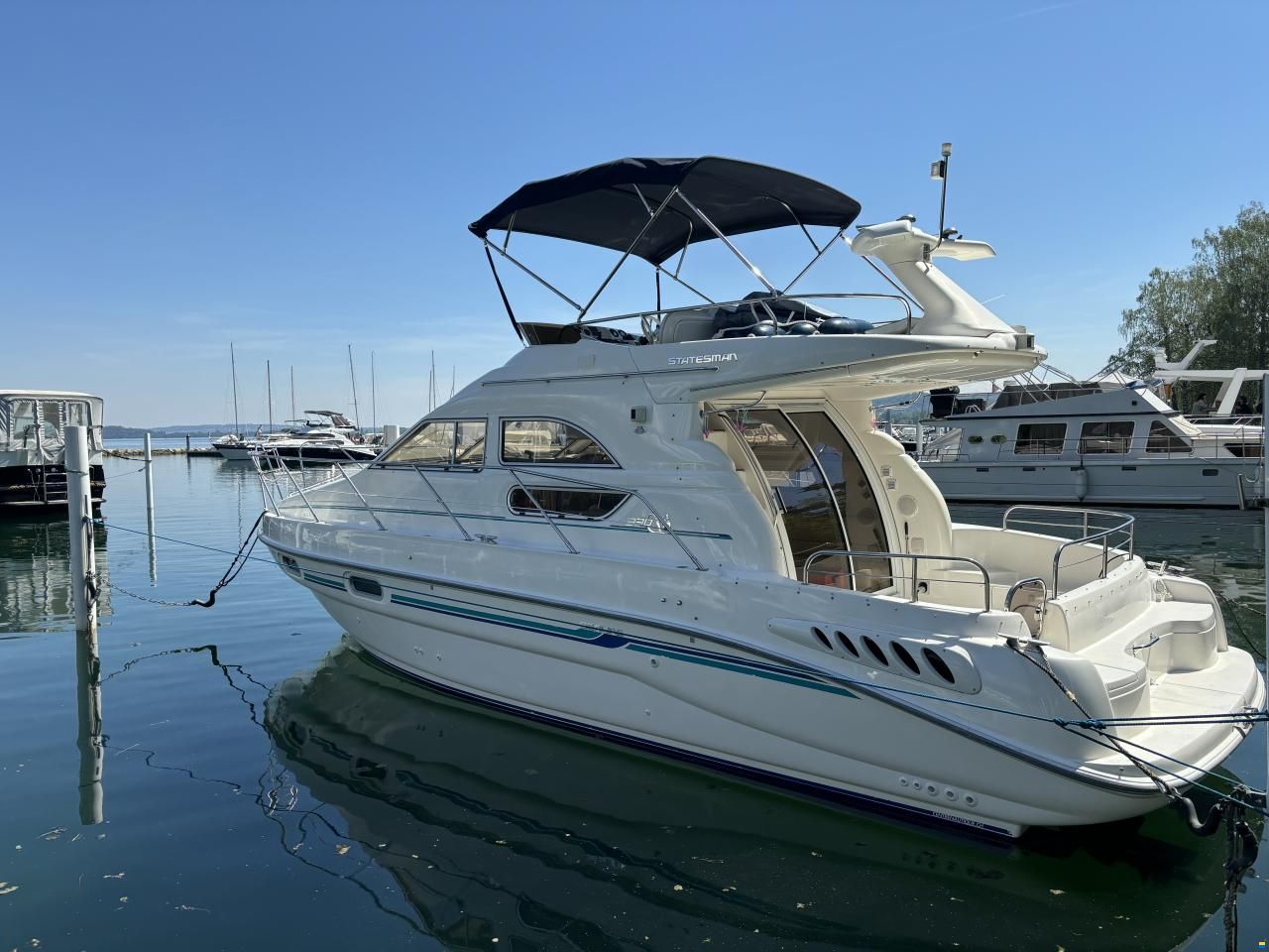 Sealine 330 Statesman