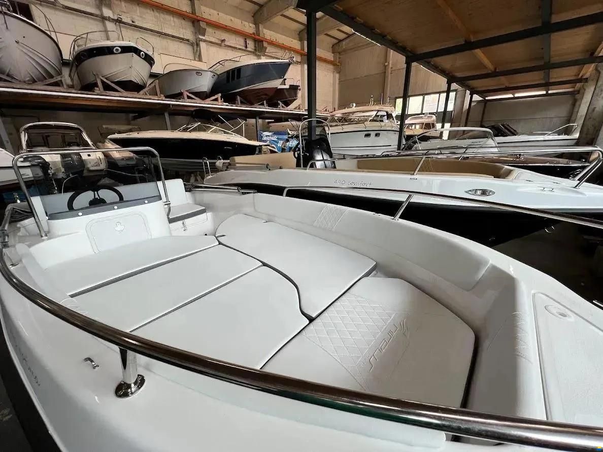 Nireus 490 Comfort