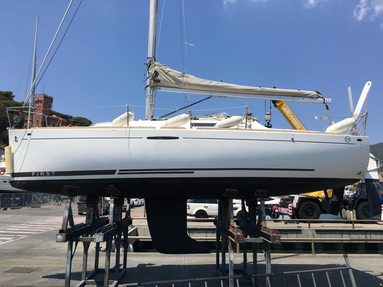 Beneteau First 25