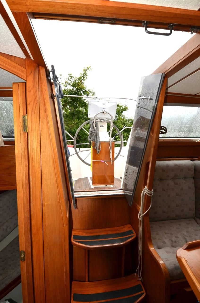 Nauticat 32
