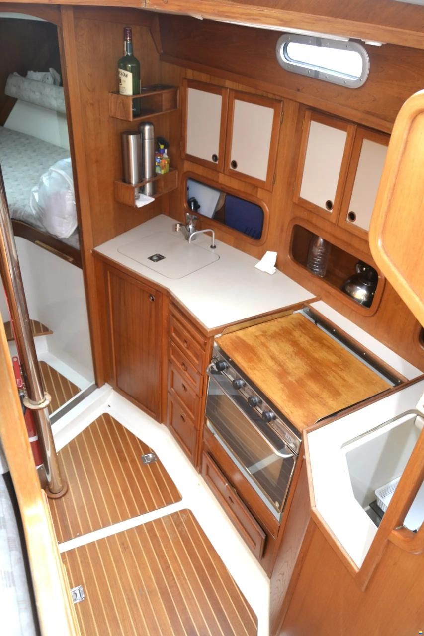 Nauticat 32