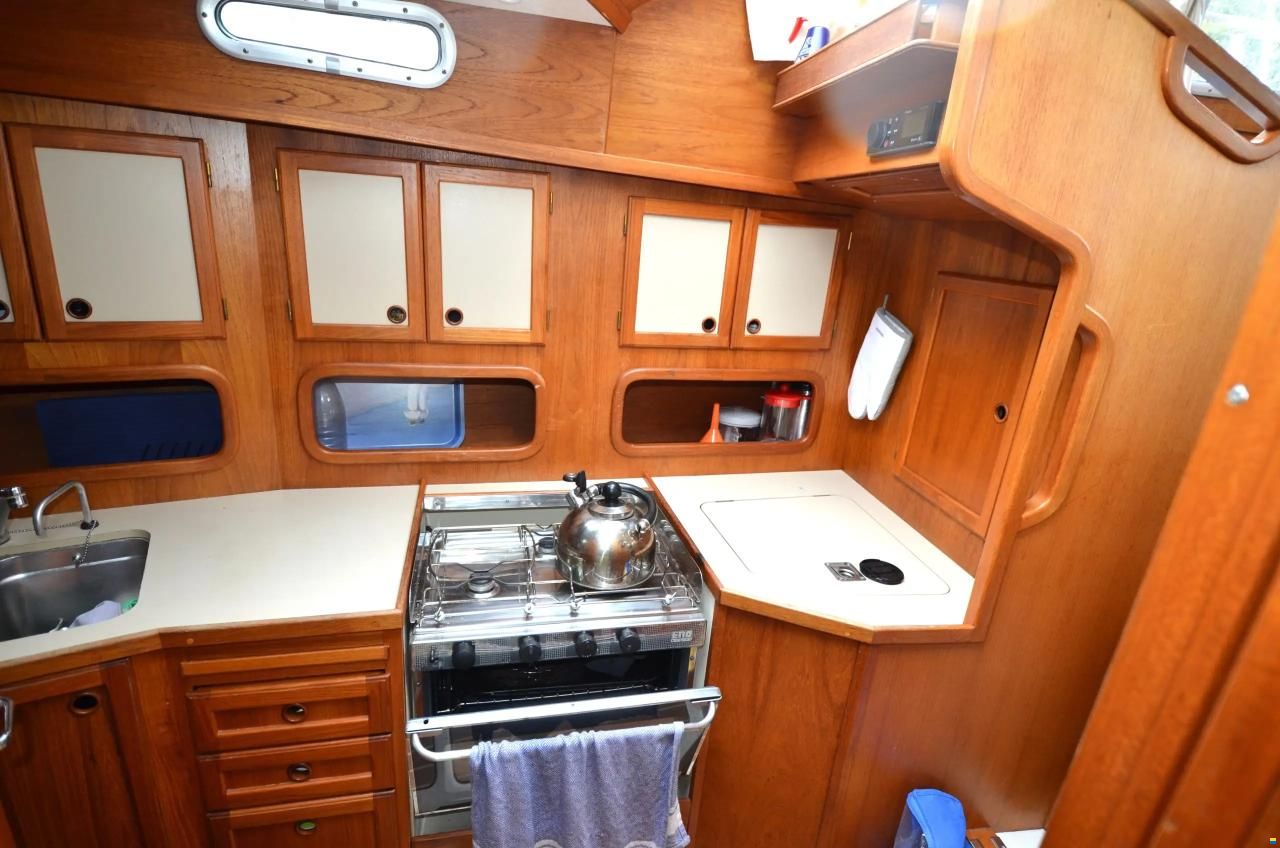 Nauticat 32