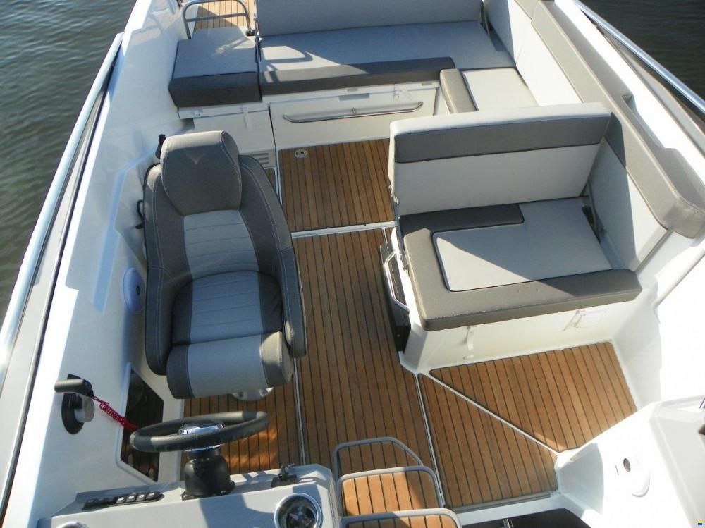 Jeanneau Cap Camarat DC 7.5 S2