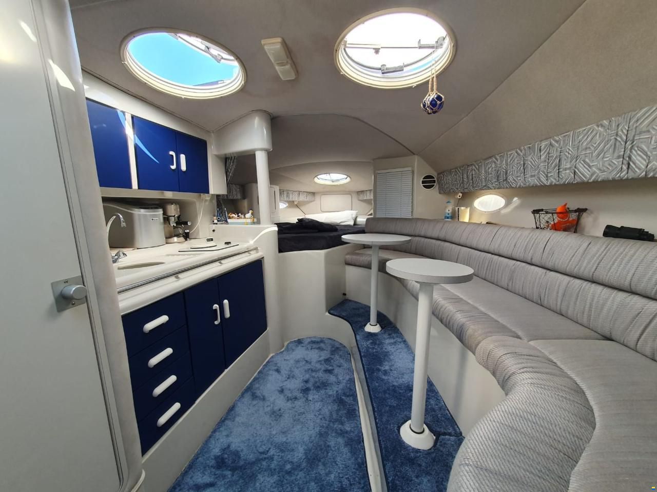 Chris Craft 302 Crowne