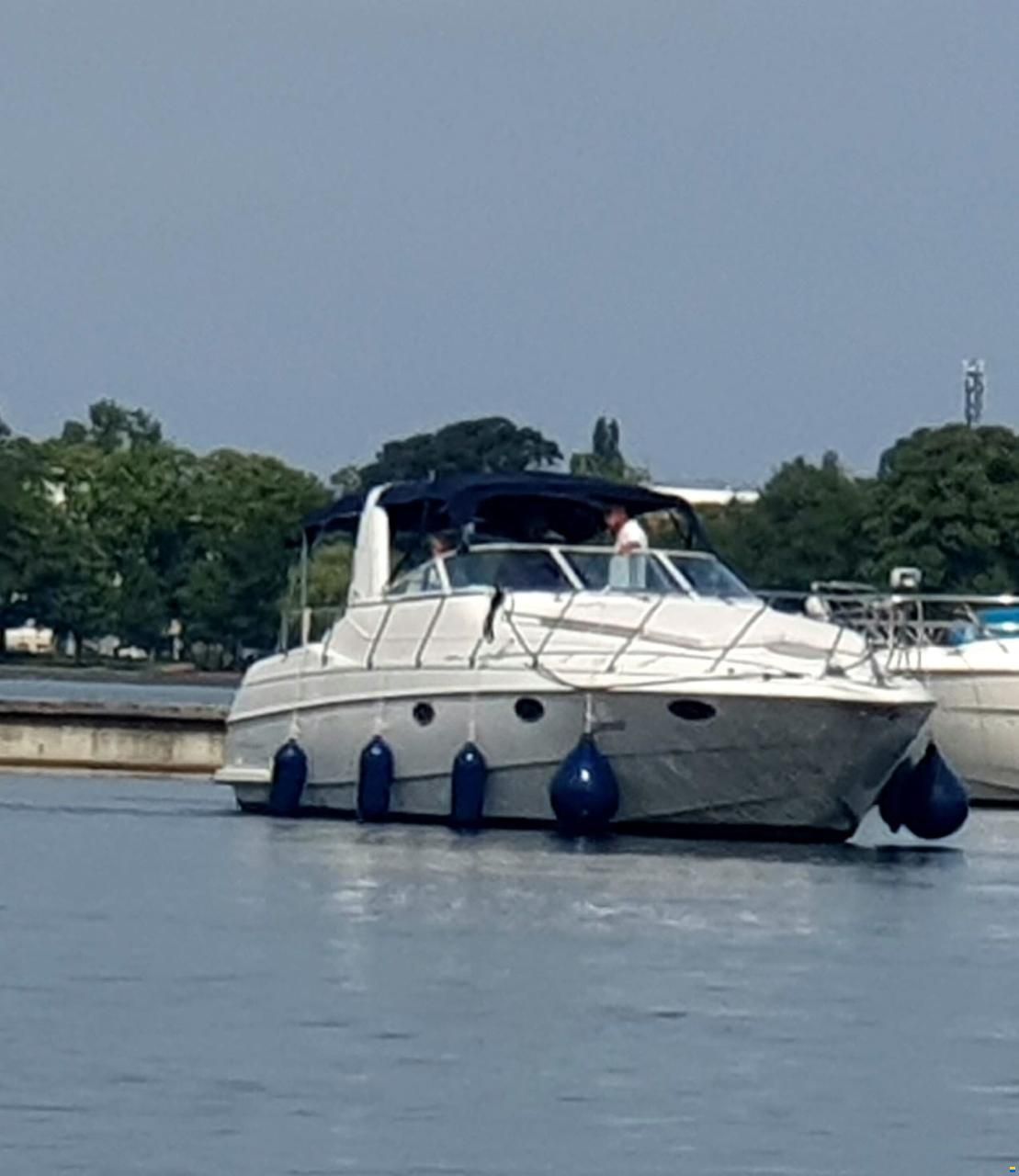 Chris Craft 302 Crowne