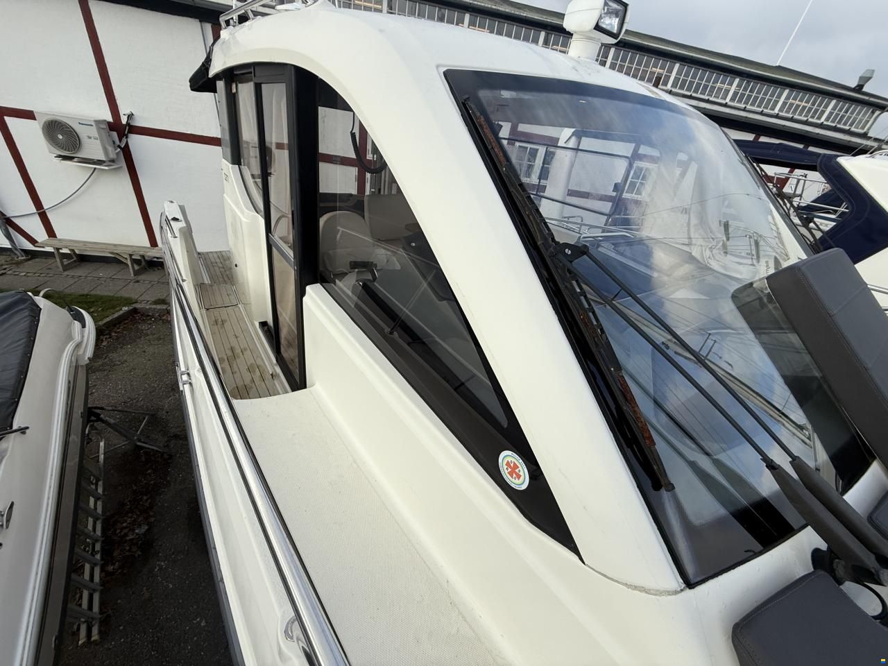 Uttern C87