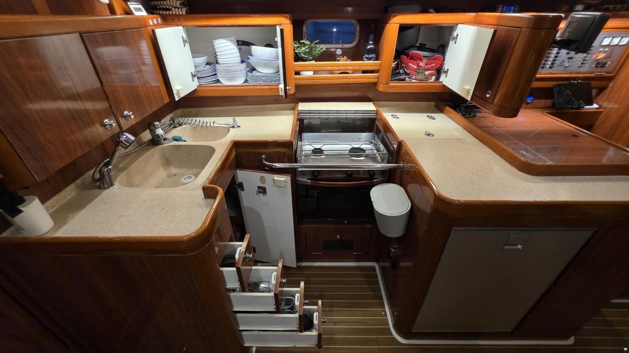 Ocean Star 51.2
