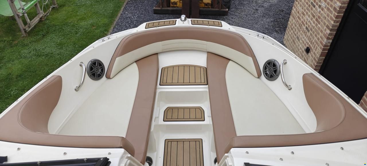 Sea Ray 21 SPX