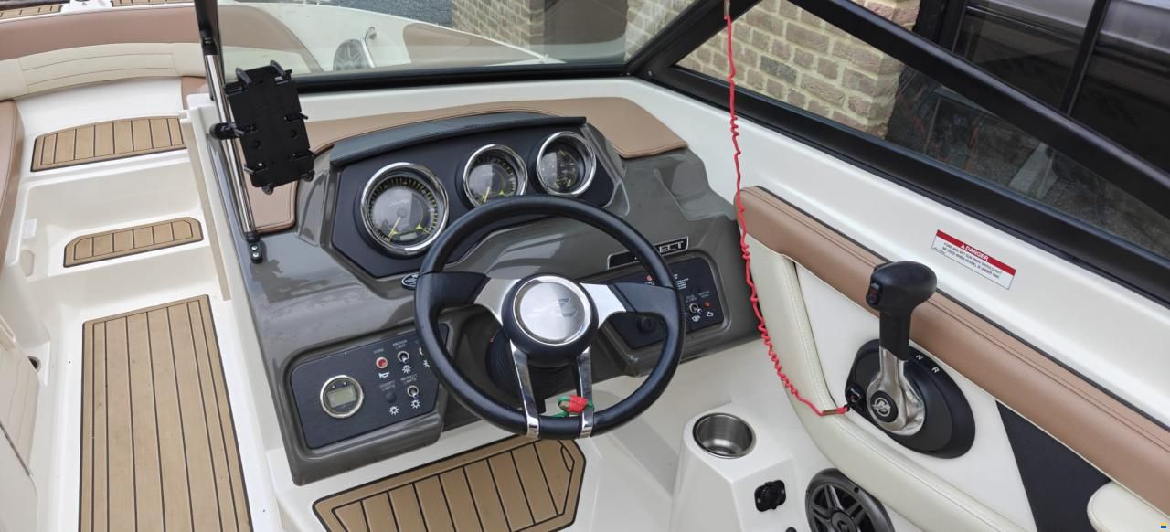 Sea Ray 21 SPX