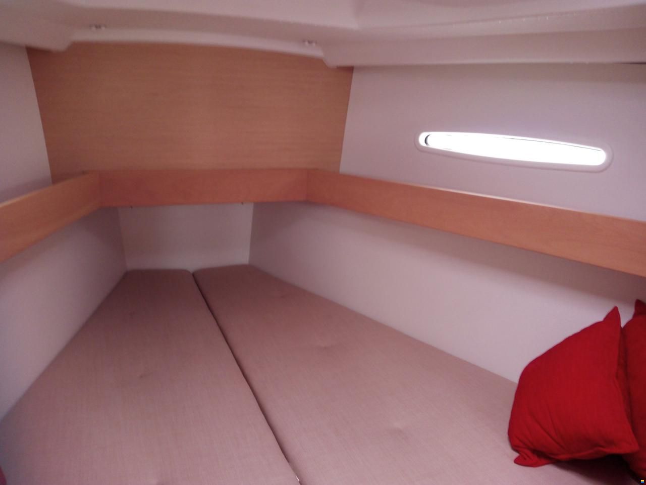 Beneteau First 35