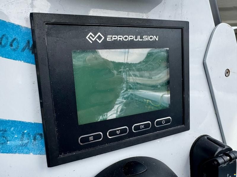 Aeolos Composites AP30