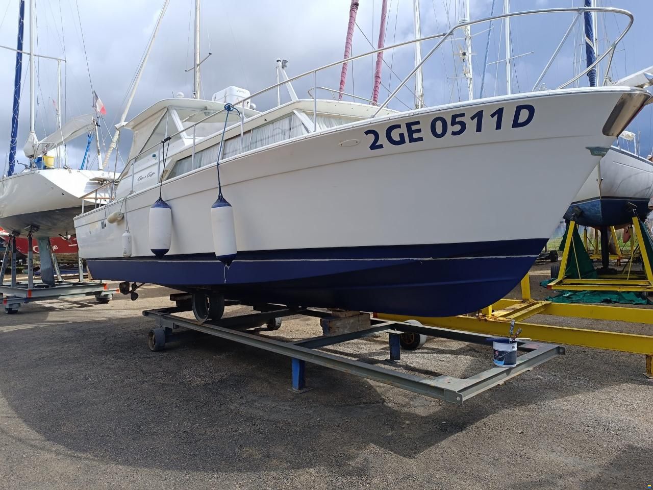 Chris Craft Commander 31