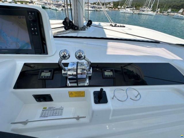 Lagoon 46