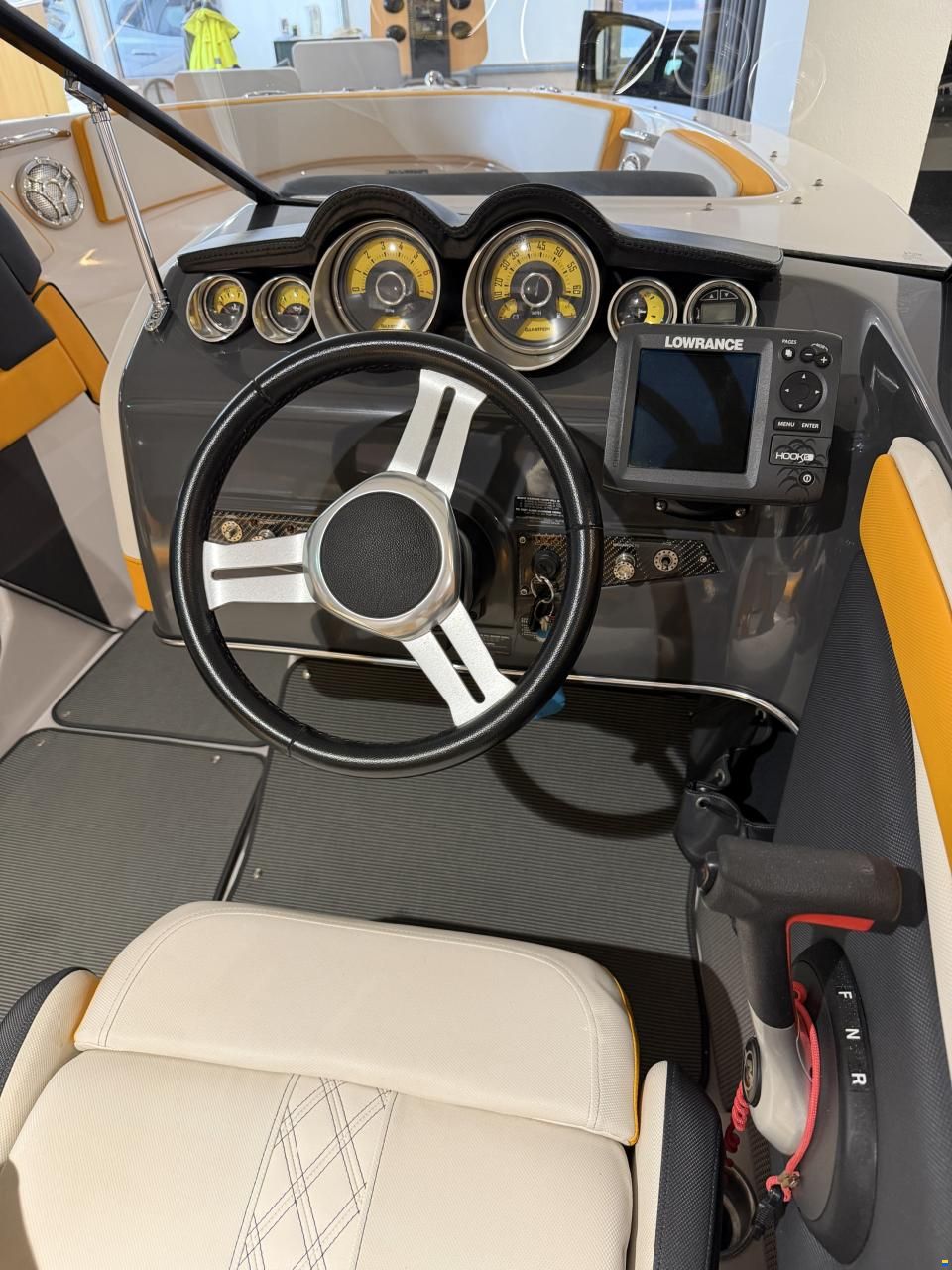 Glastron HH Series GTS 225