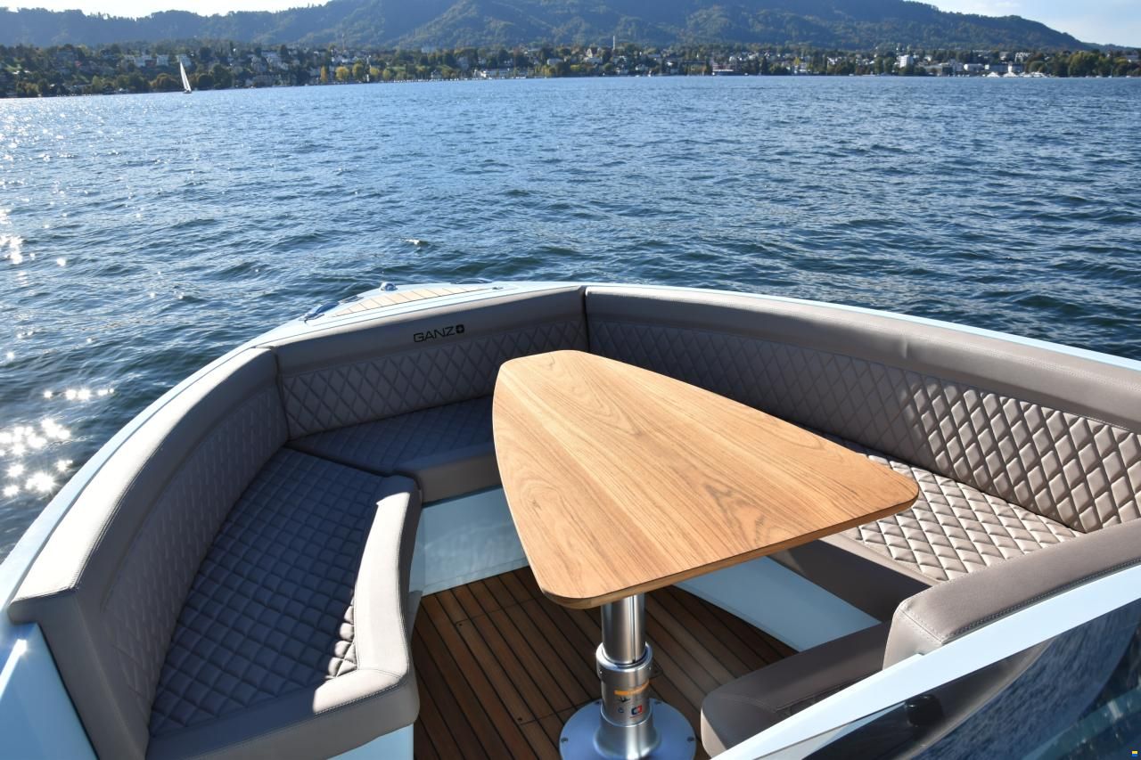 Ganz Boats Ovation 7X Open