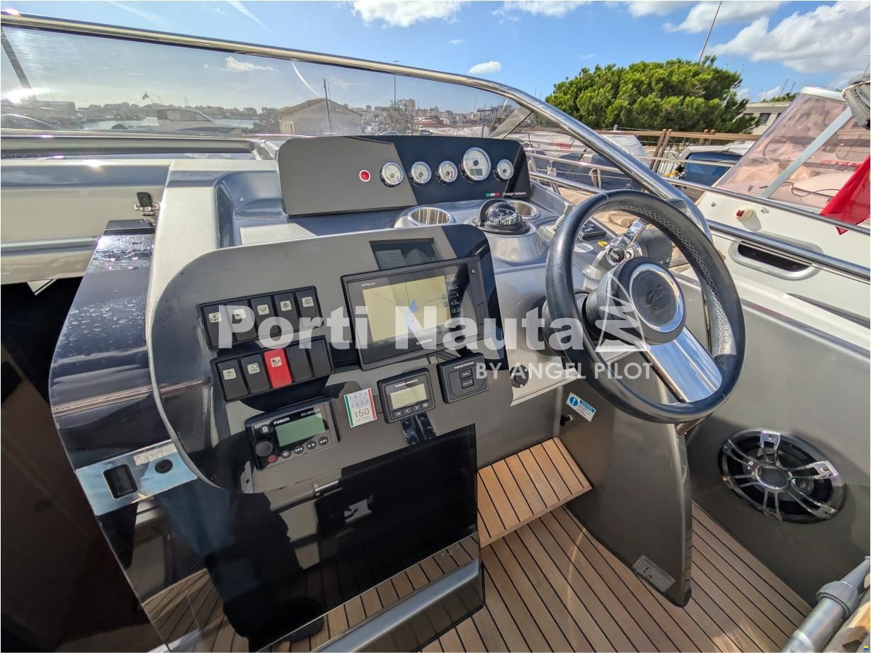 Cranchi Endurance 30