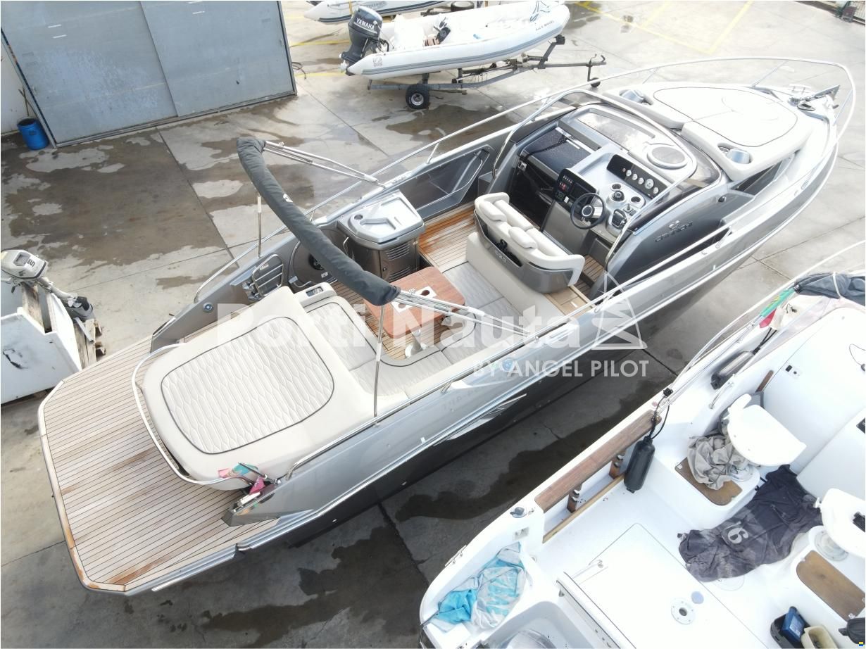 Cranchi Endurance 30