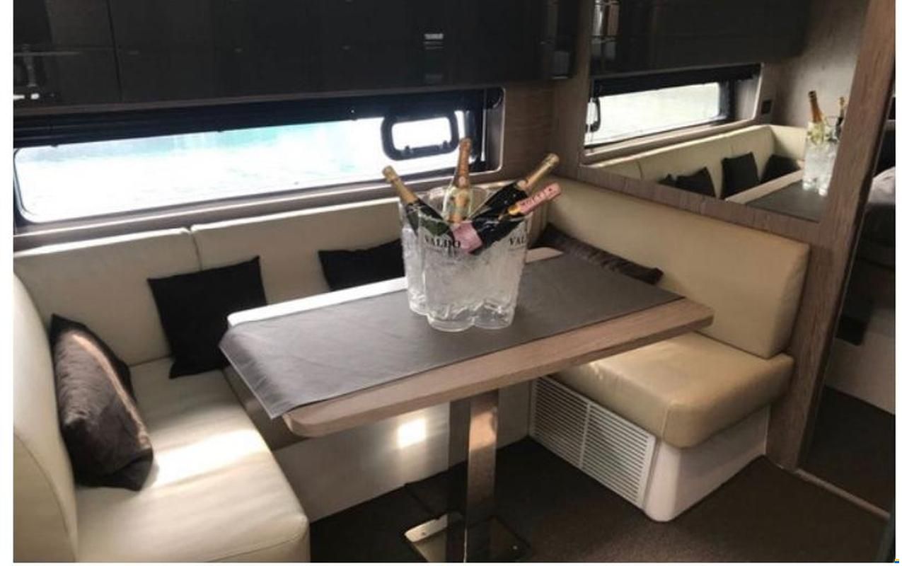 Azimut Atlantis 43