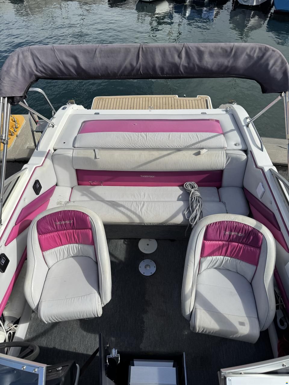 Thompson Carrera 2200