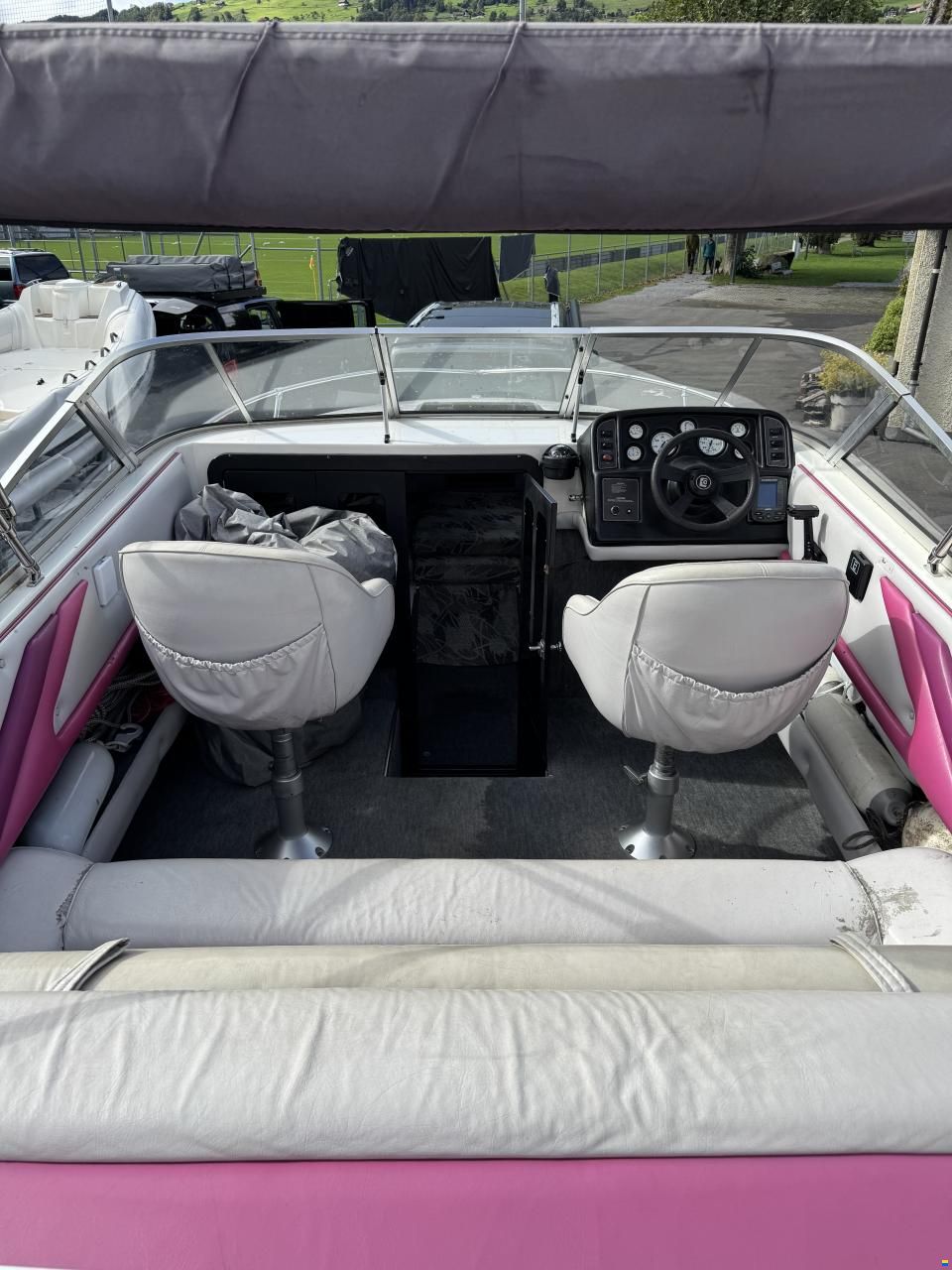 Thompson Carrera 2200