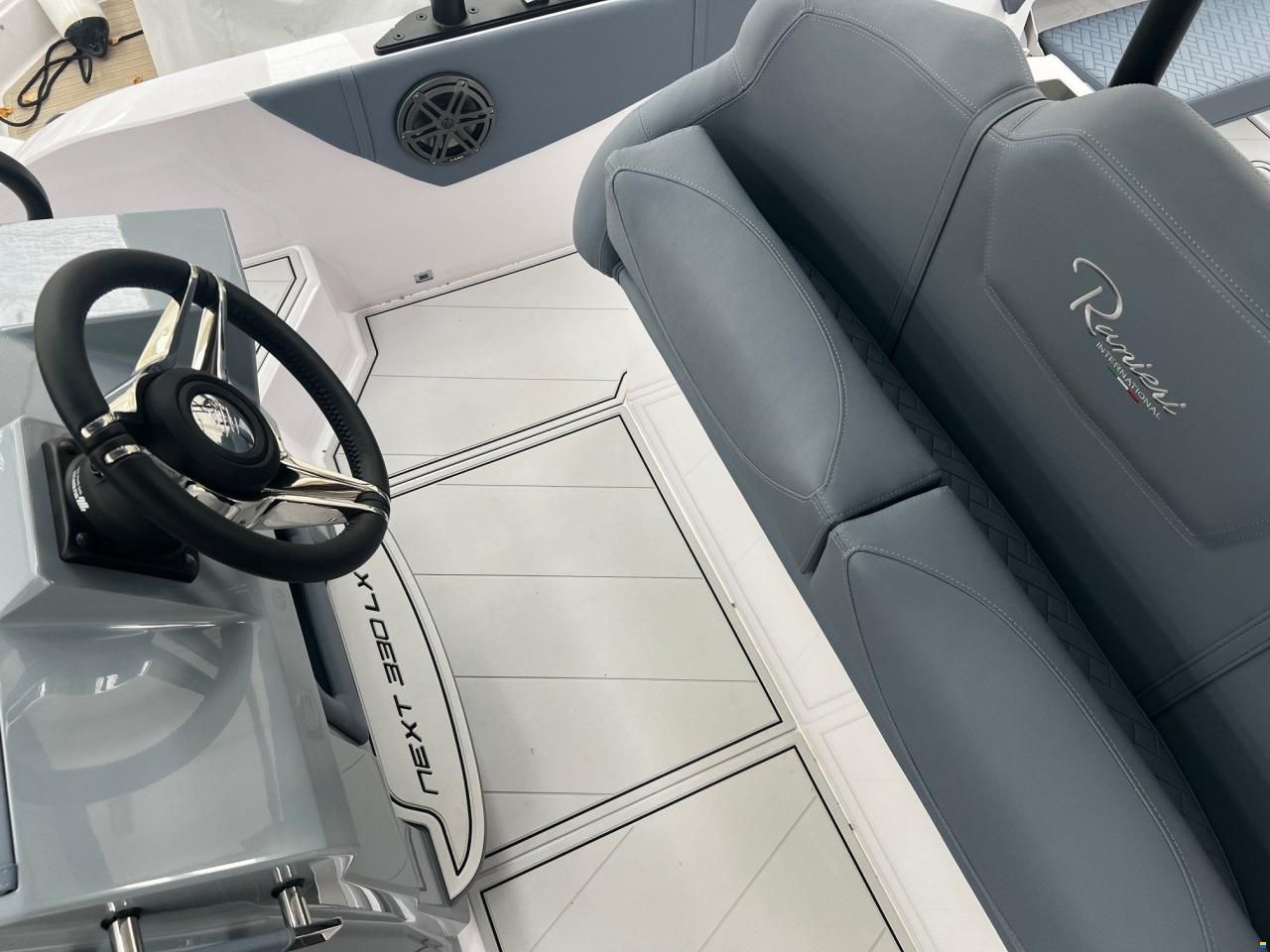 Ranieri Next 330 LX