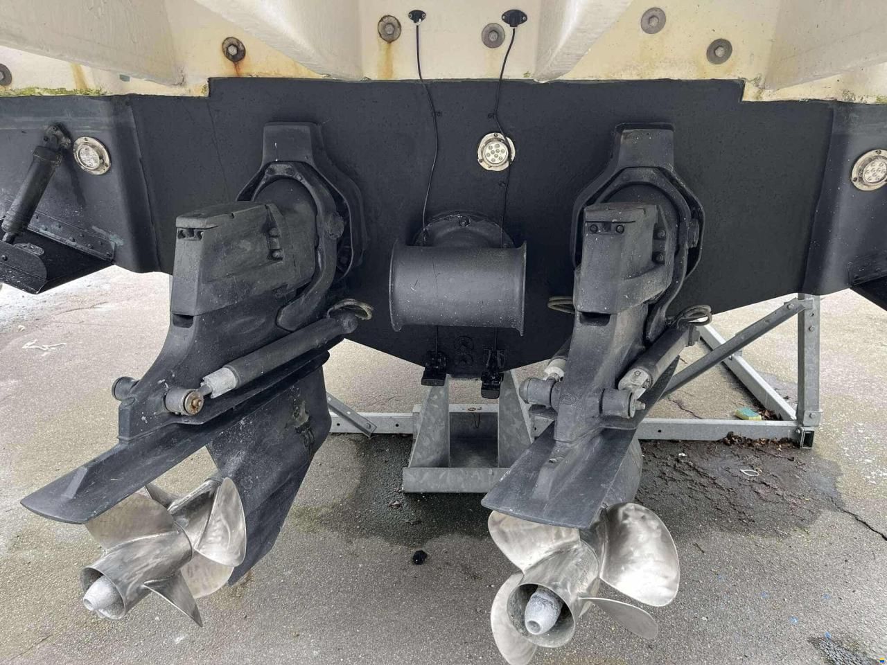 Sea Ray 335 Sundancer
