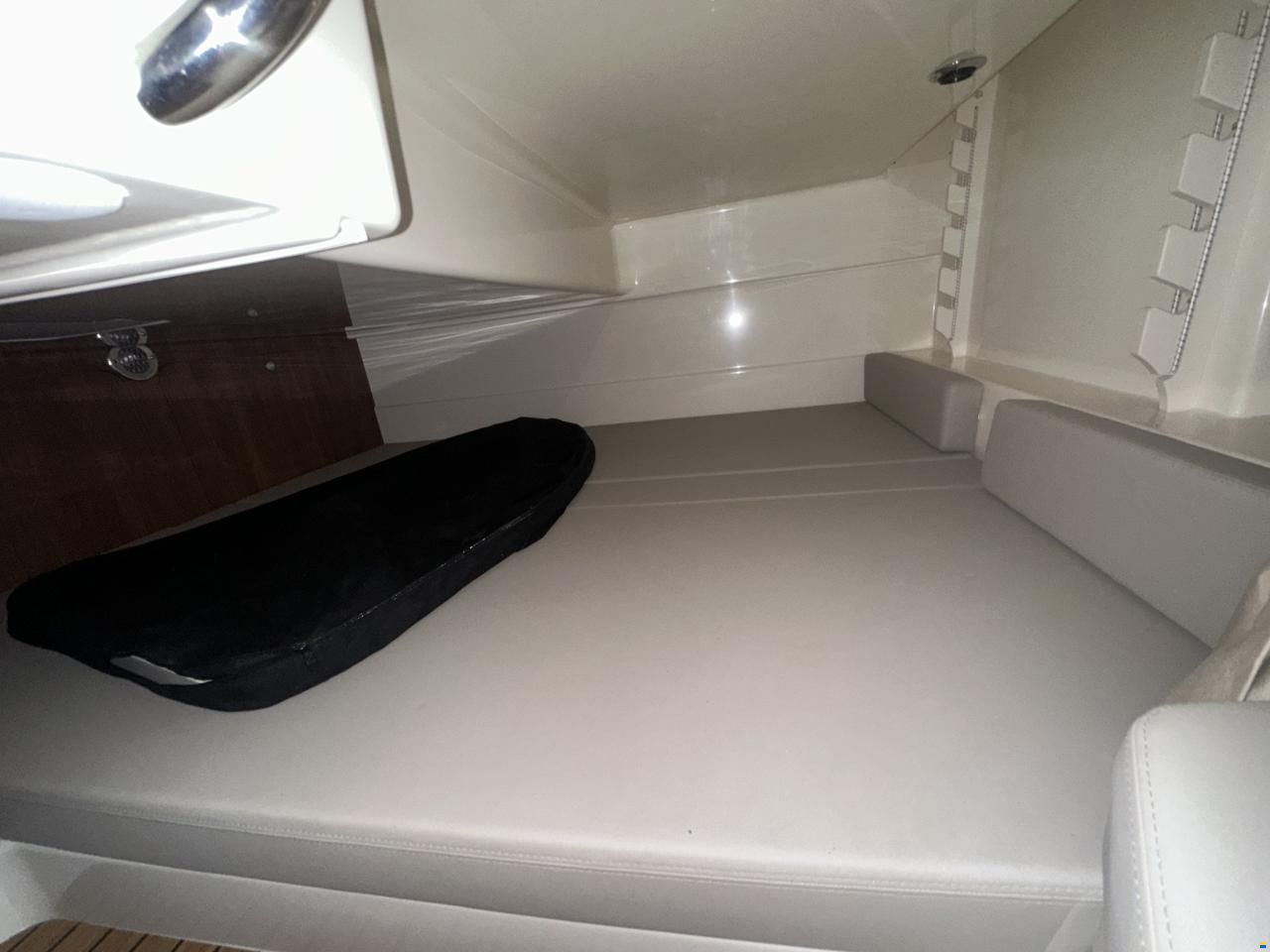Quicksilver CAPTUR 905 PILOTHOUSE