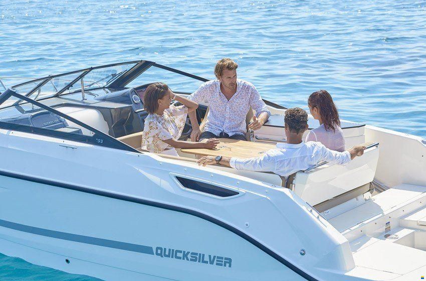 Quicksilver ACTIV 755 CRUISER