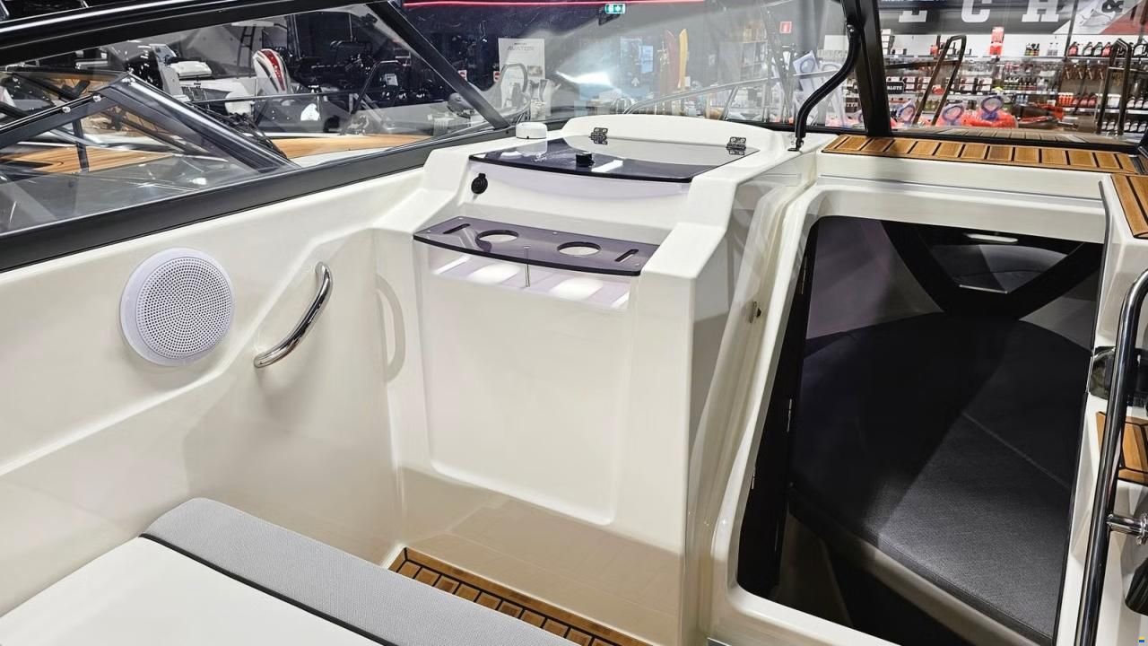 Uttern D77 Premium Exclusive DeLuxe Line