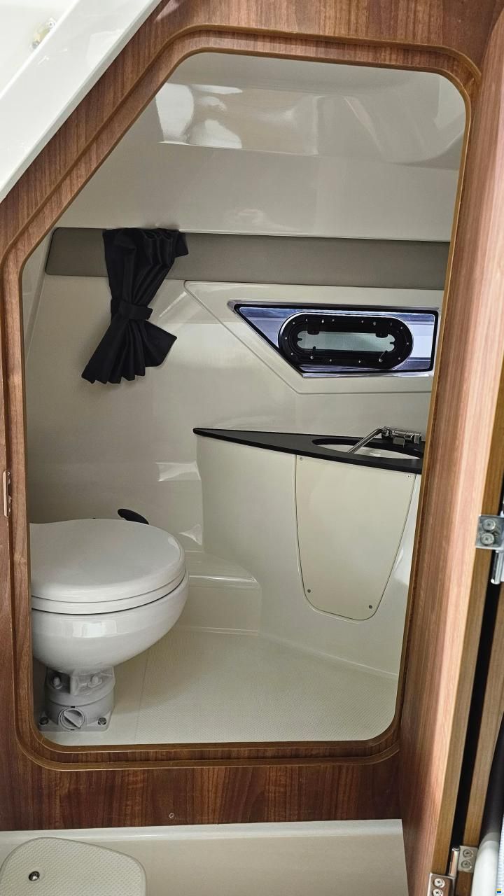 Uttern D77 Premium Exclusive DeLuxe Line
