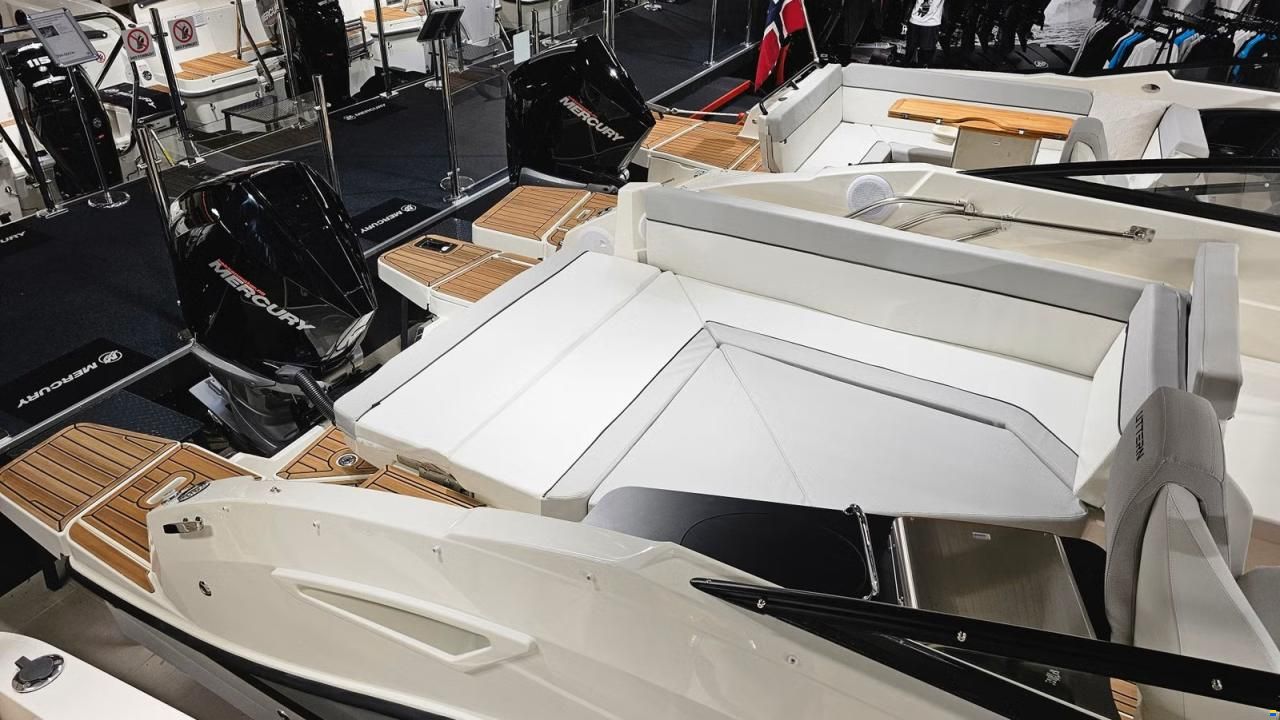 Uttern D77 Premium Exclusive DeLuxe Line