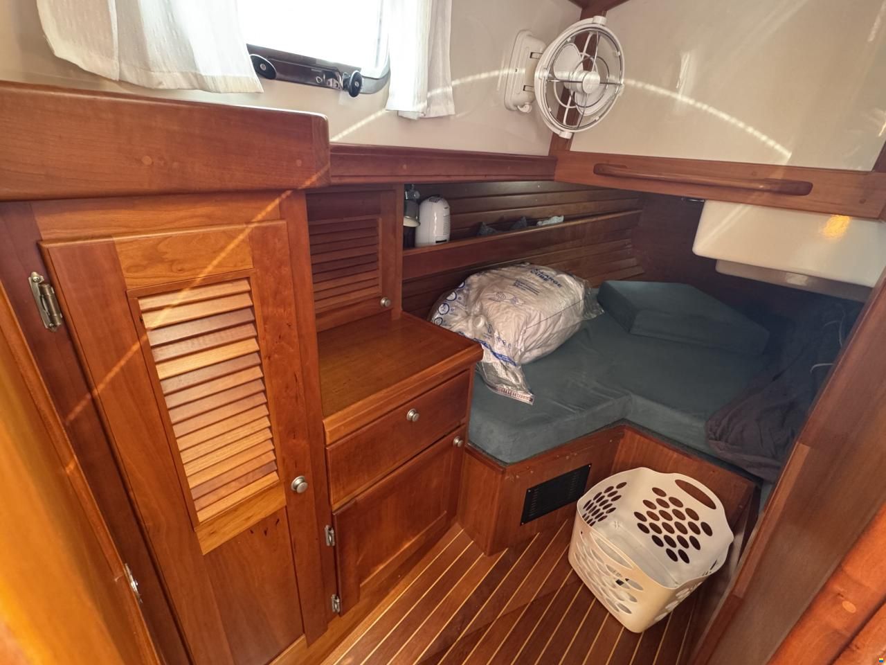 Gozzard Yachts 36E
