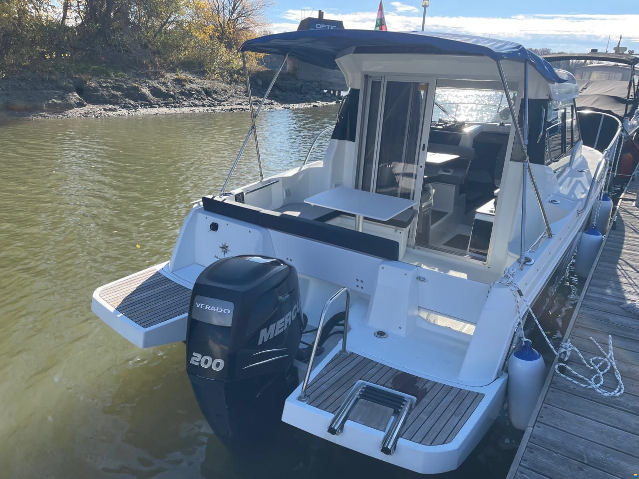 Jeanneau Merry Fisher 795