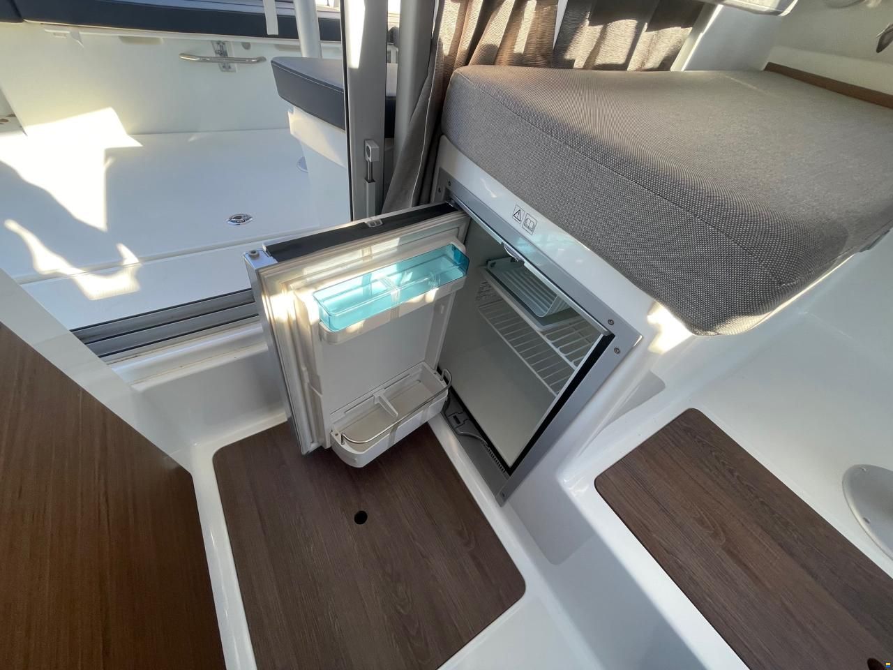 Jeanneau Merry Fisher 795